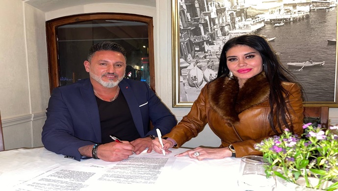 Grand Müzik’in yeni Sanatçısı Ebru Polat oldu