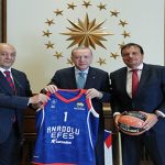 Cumhurbaşkanı Erdoğan, Anadolu Efes Spor Kulübü yönetici, teknik heyet ve sporcularını kabul etti