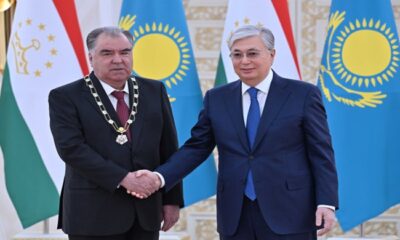 Глава государства Касым-Жомарт Токаев наградил Президента Таджикистана Эмомали Рахмона орденом «Алтын Қыран»