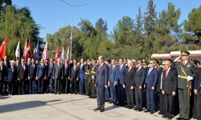 Cumhurbaşkanı Ersin Tatar, Lefkoşa Atatürk Anıtı’ndaki özel defteri imzaladı