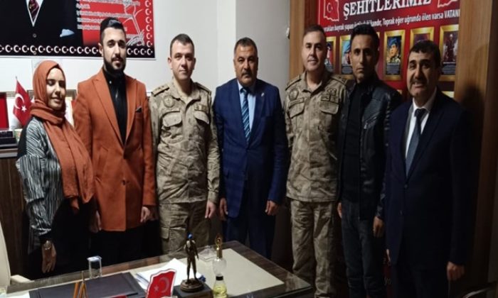 ŞANLIURFA İL JANDARMA KOMUTANI TUĞGENERAL MÜCAHİT AVKIRAN`DAN BİRECİK ŞEHİT GAZİ TEMSİLCİSİ ABDULLAH UÇAR `A ZİYARET